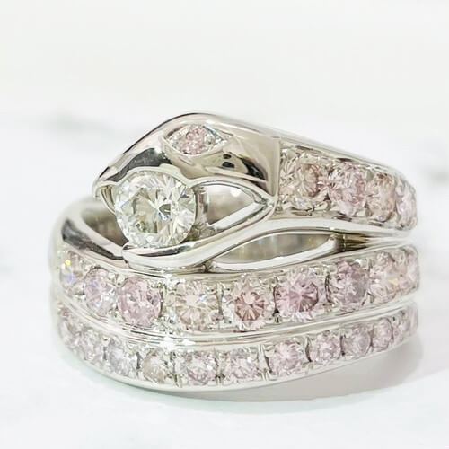 Kami telah beli Pink Diamond 1.53ct Diamond Ring Pt900!