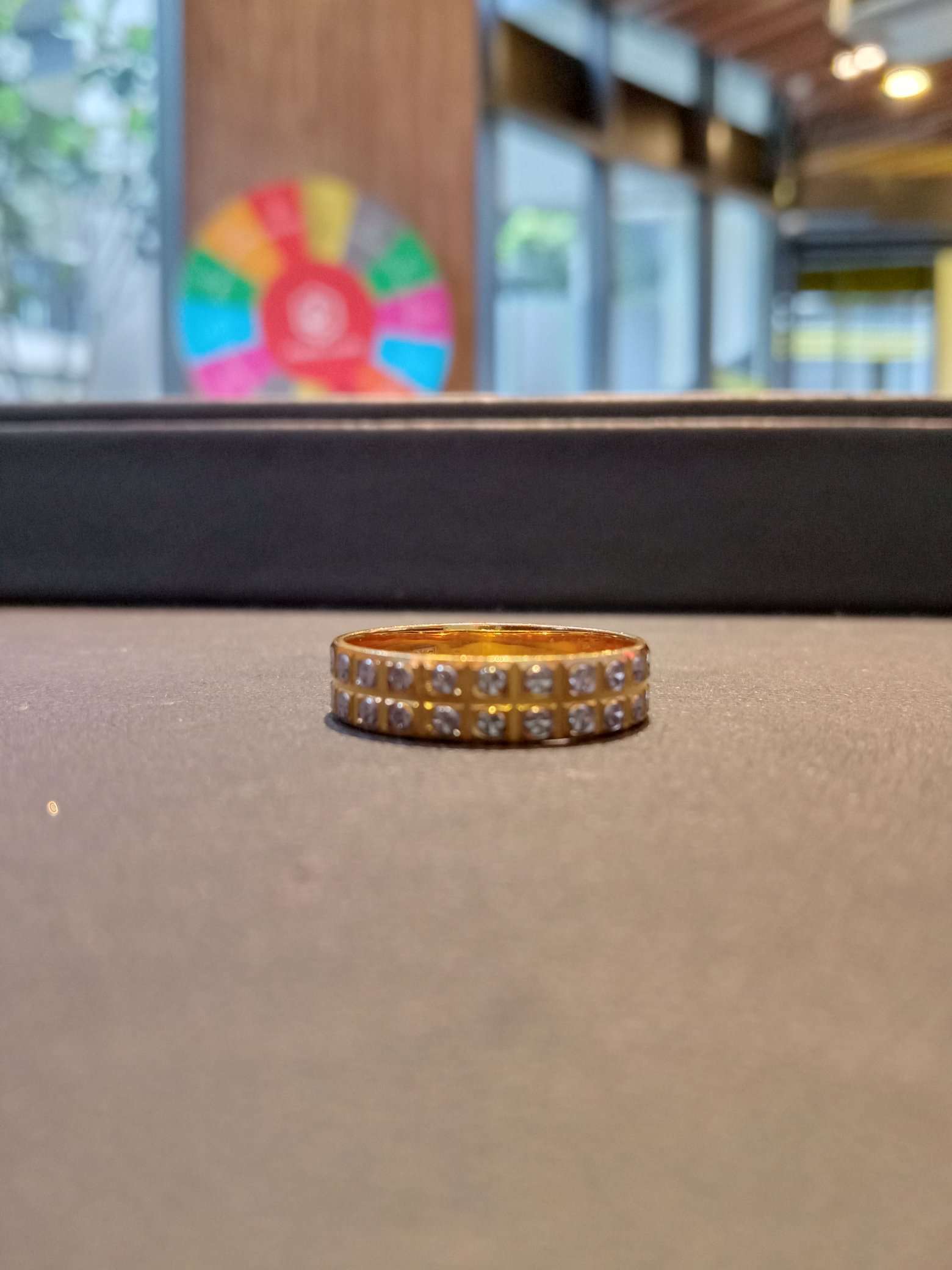 916 gold ring design with chrome