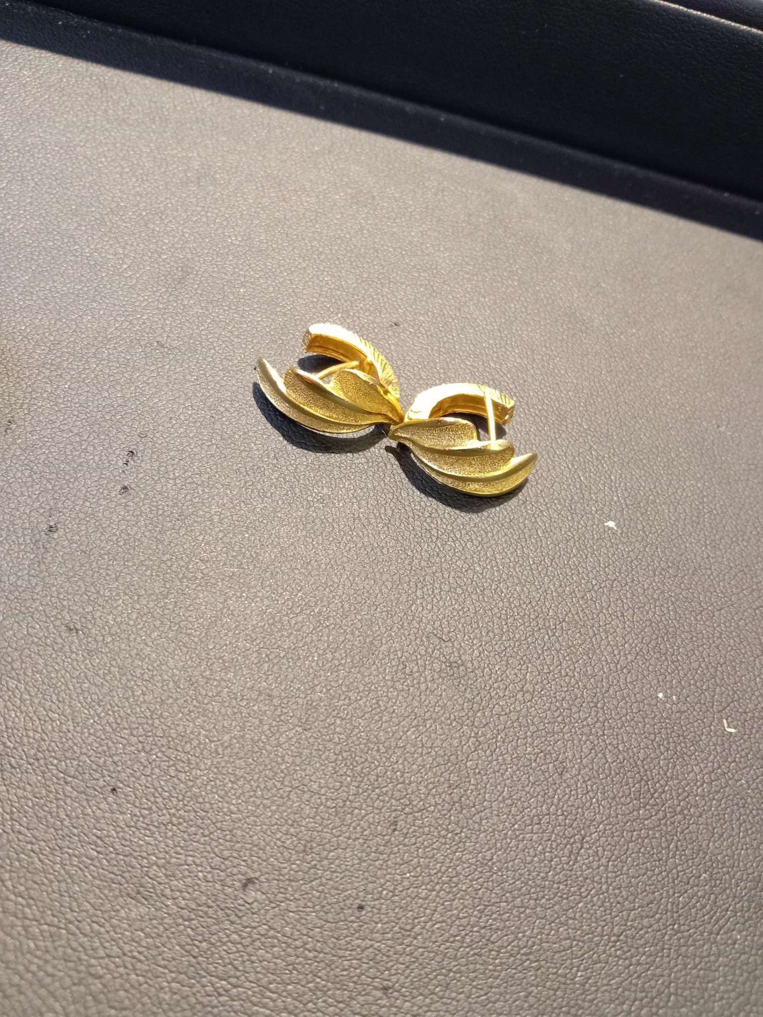 916 gold earring katup