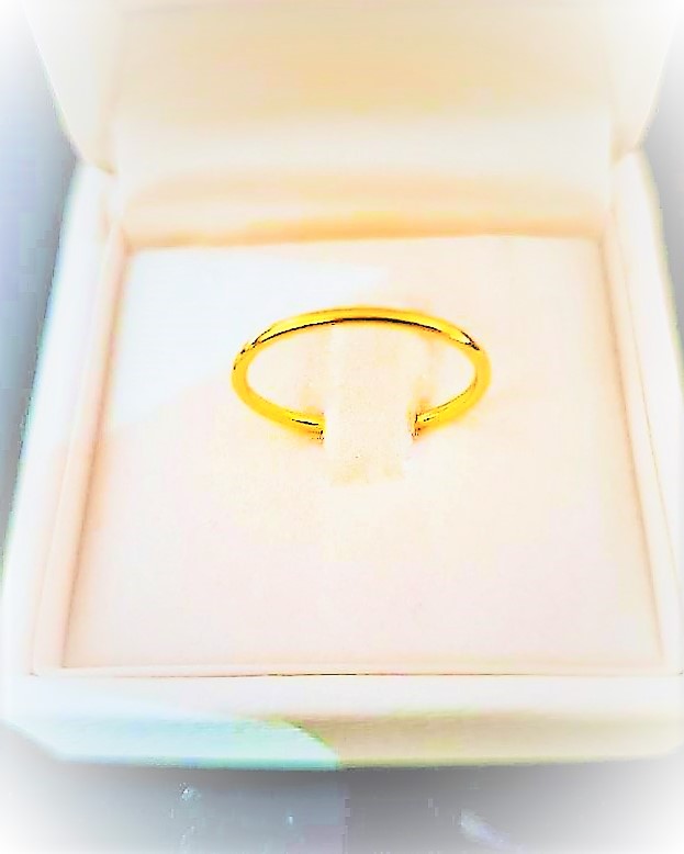 916 gold ring with seal