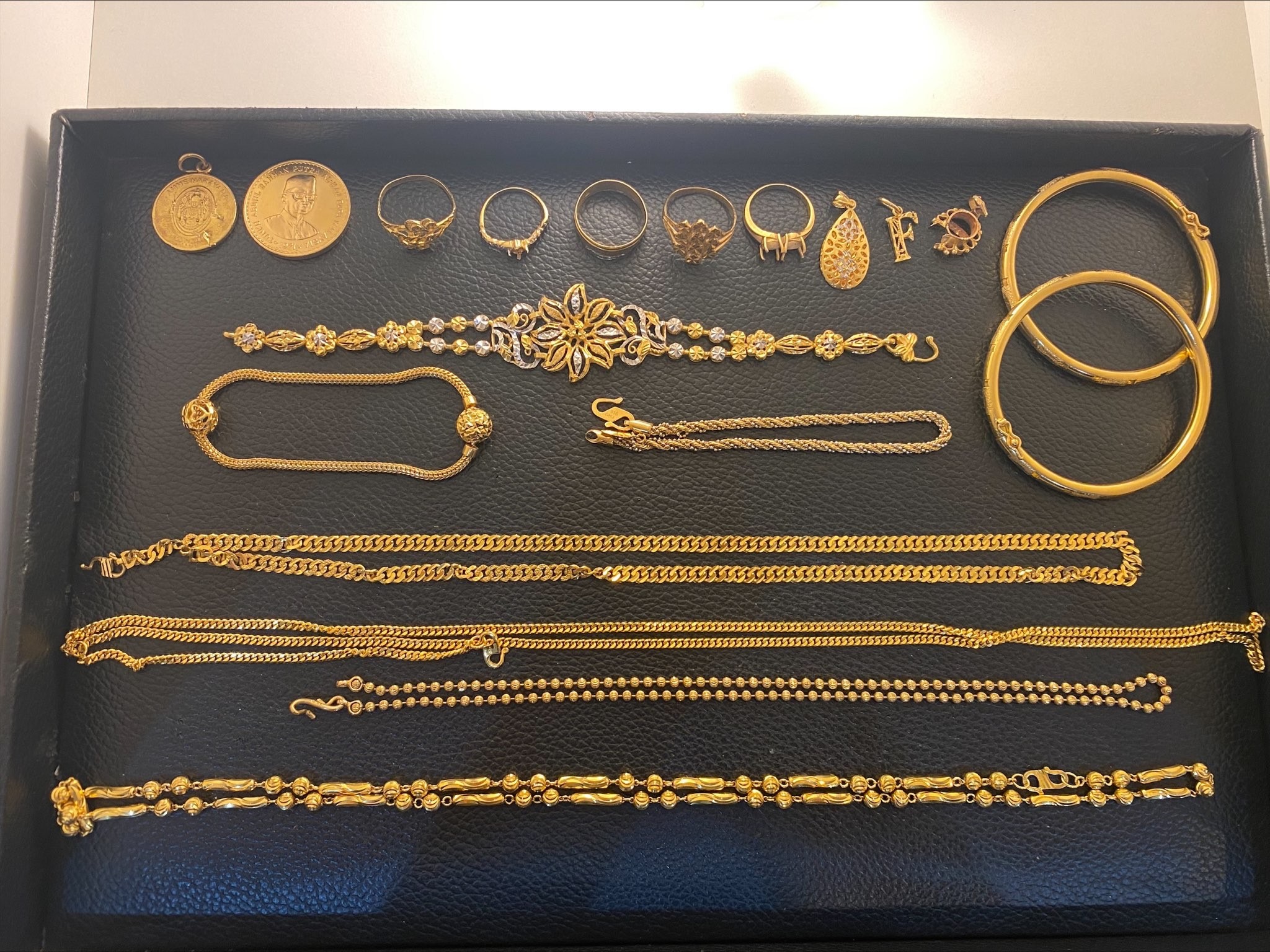 916 gold jewelries