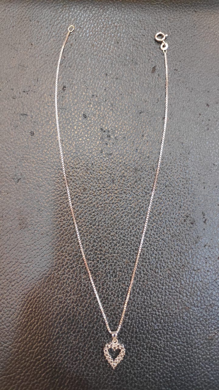K14 white gold necklace and pendant
