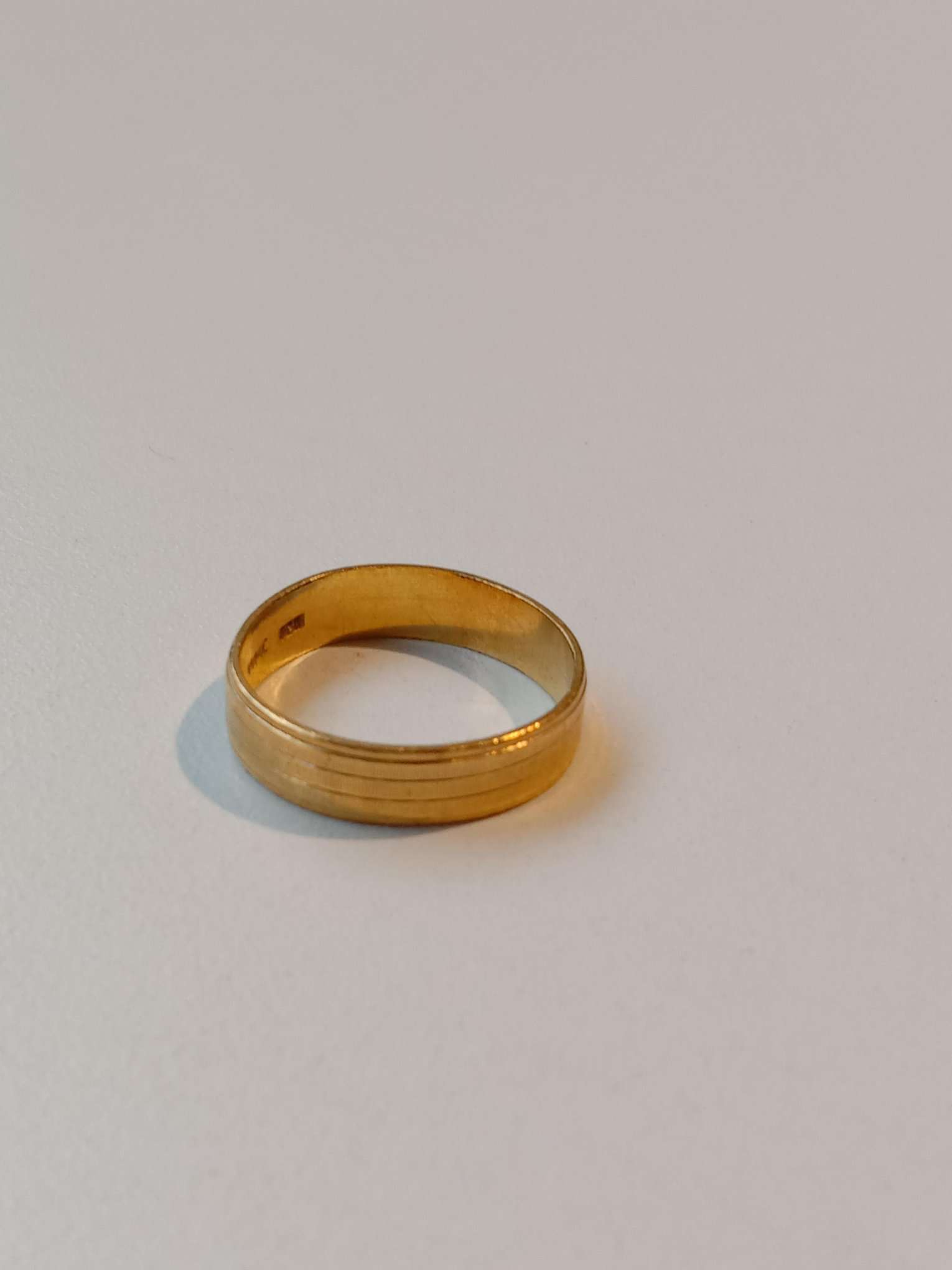 916 gold ring