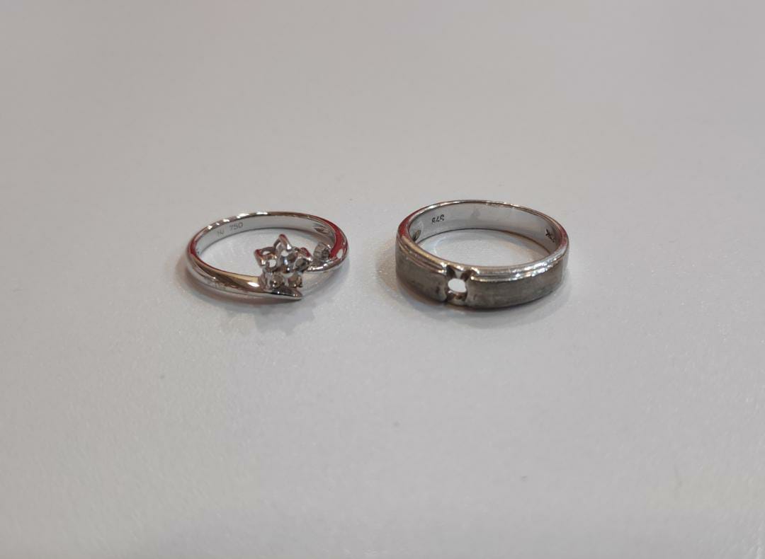 K18 and K19 gold ring