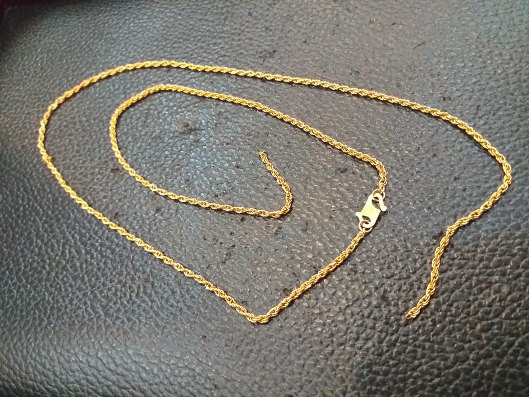 broken 916 gold necklace