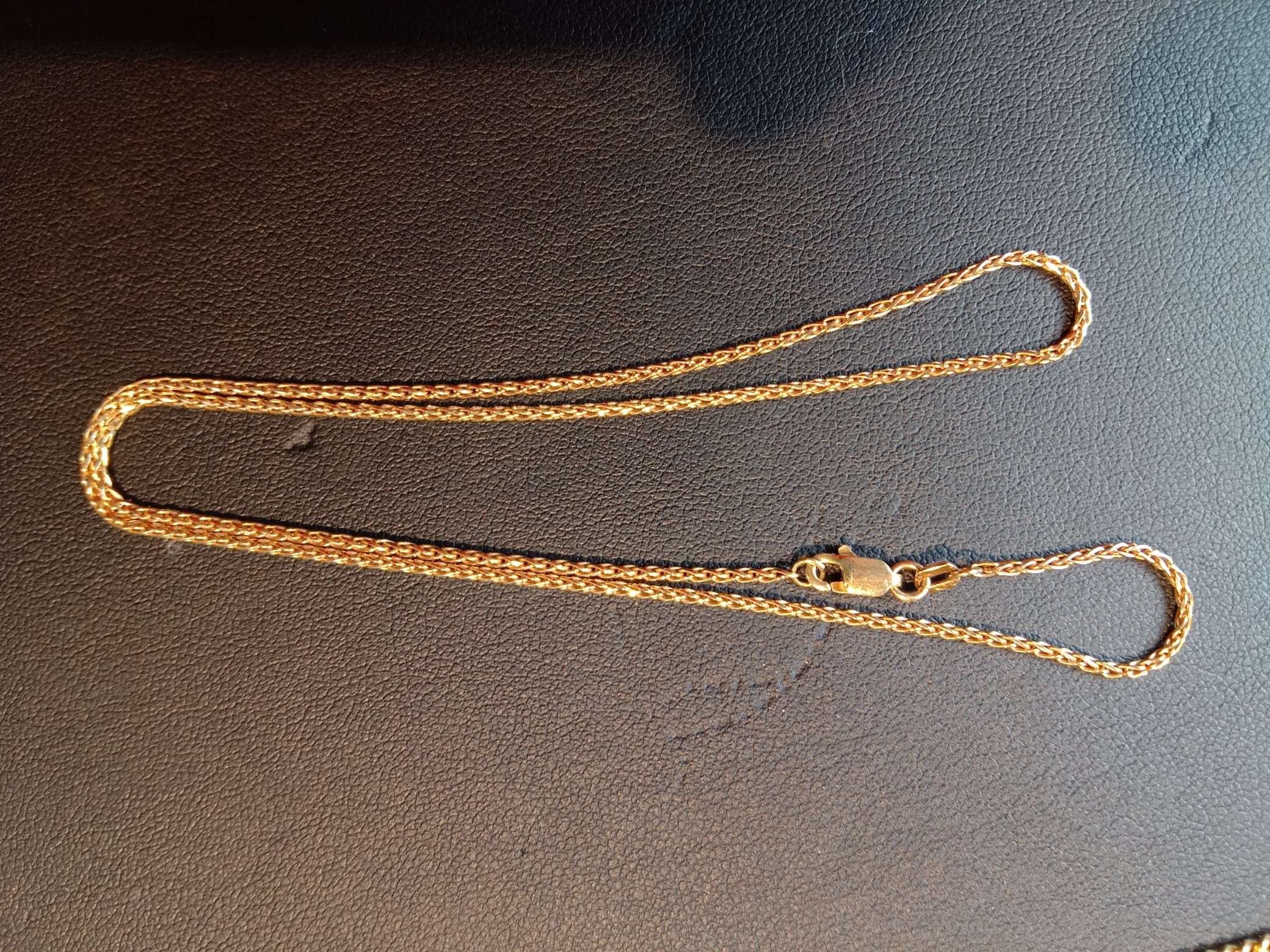 750 gold necklace