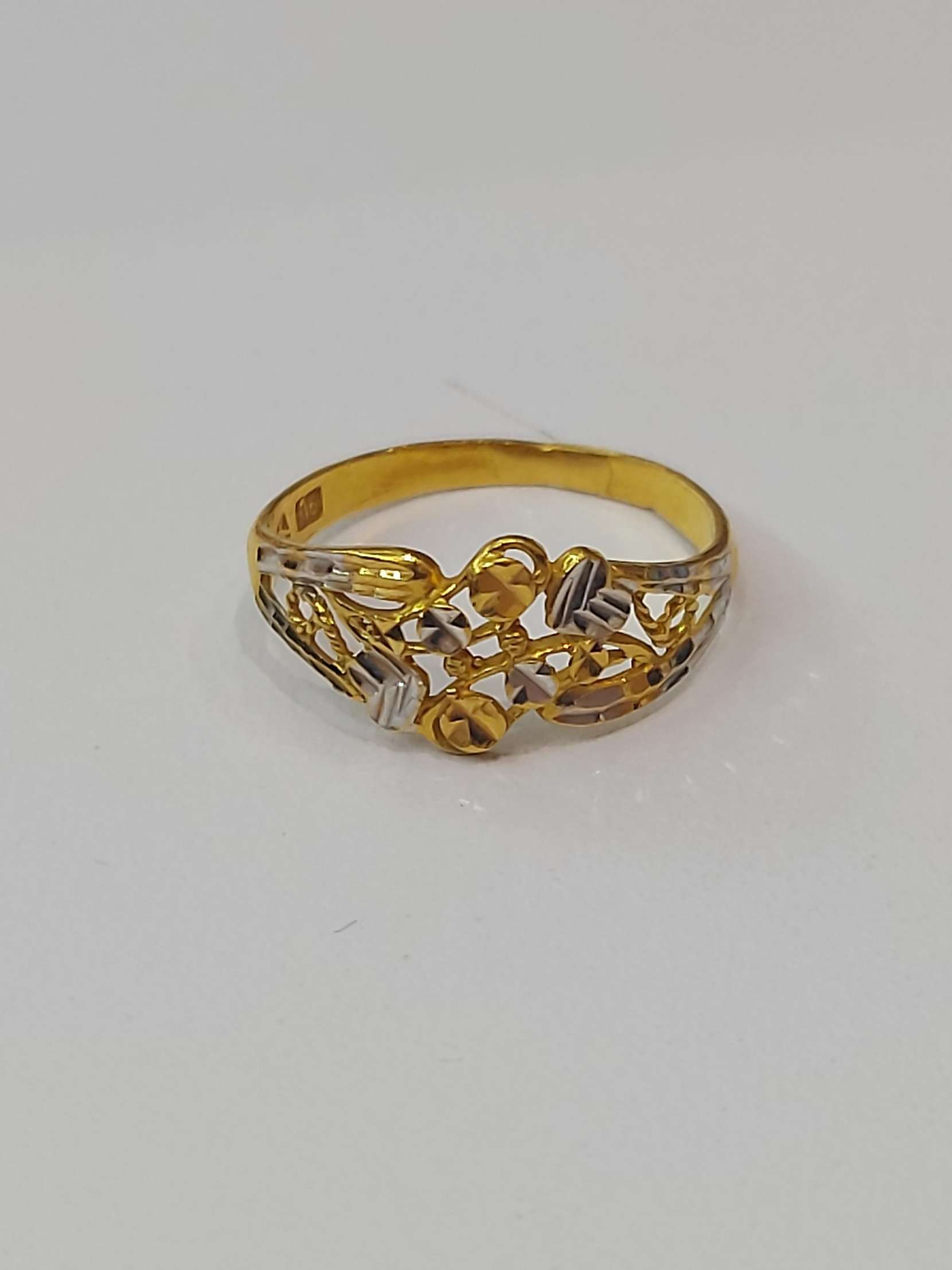 916 gold ring
