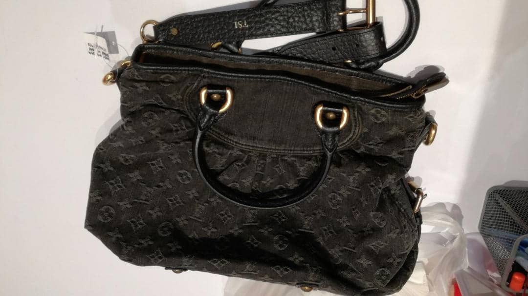 Louis vuitton handbag