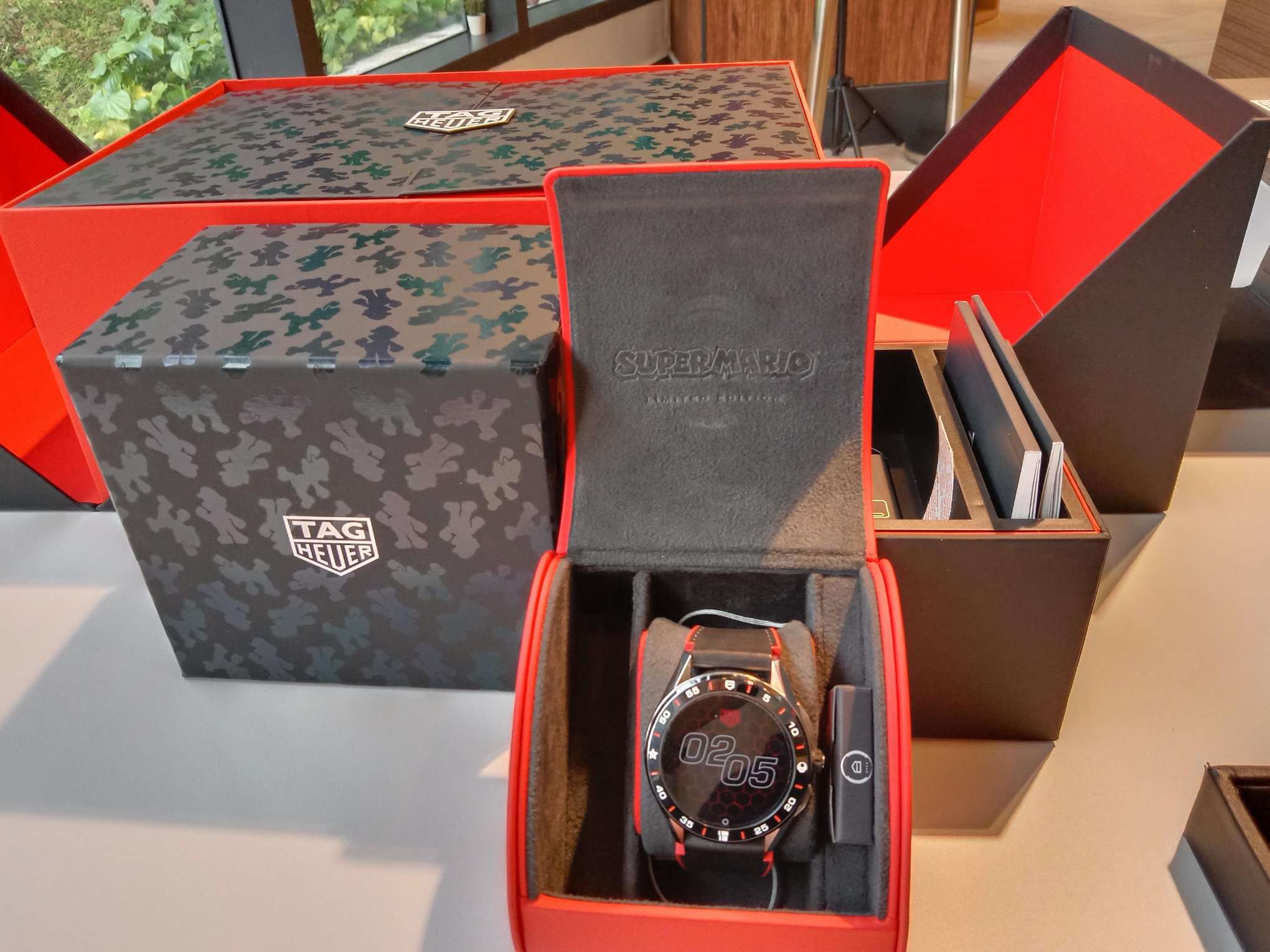 Tag Heuer Connected X Super Mario