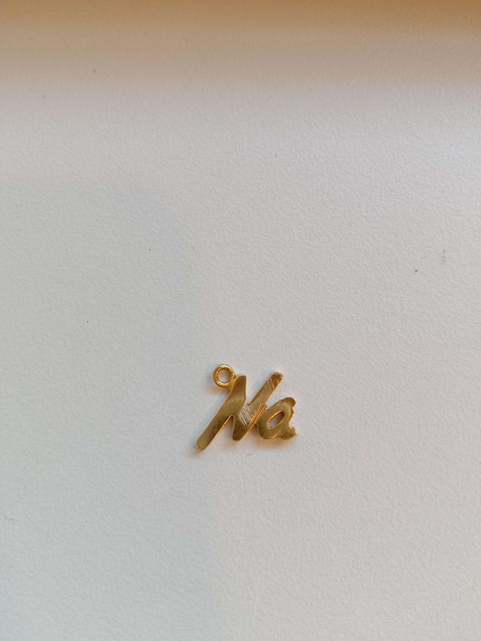 916 gold pendant