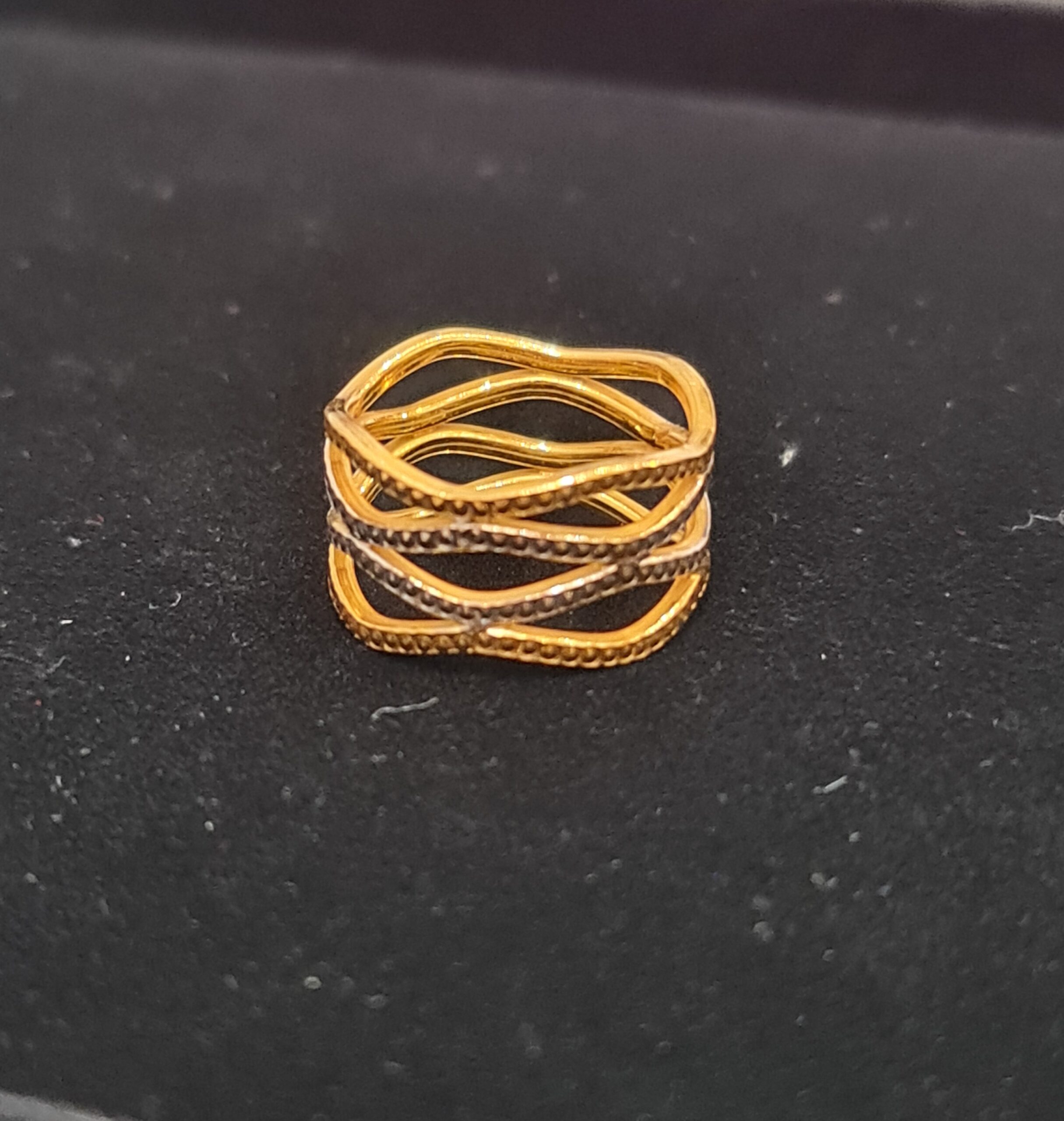 916 gold ring