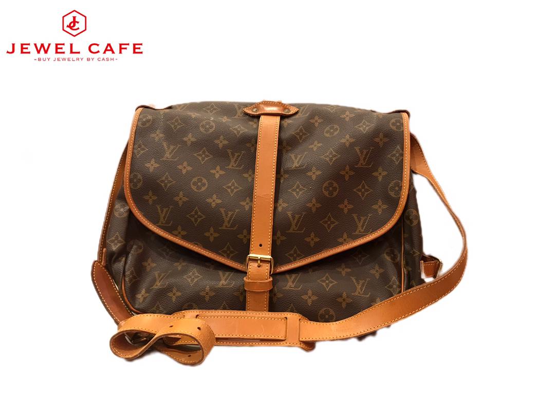 Louis Vuitton Vintage Monogram Canvas Saumur 35 bag