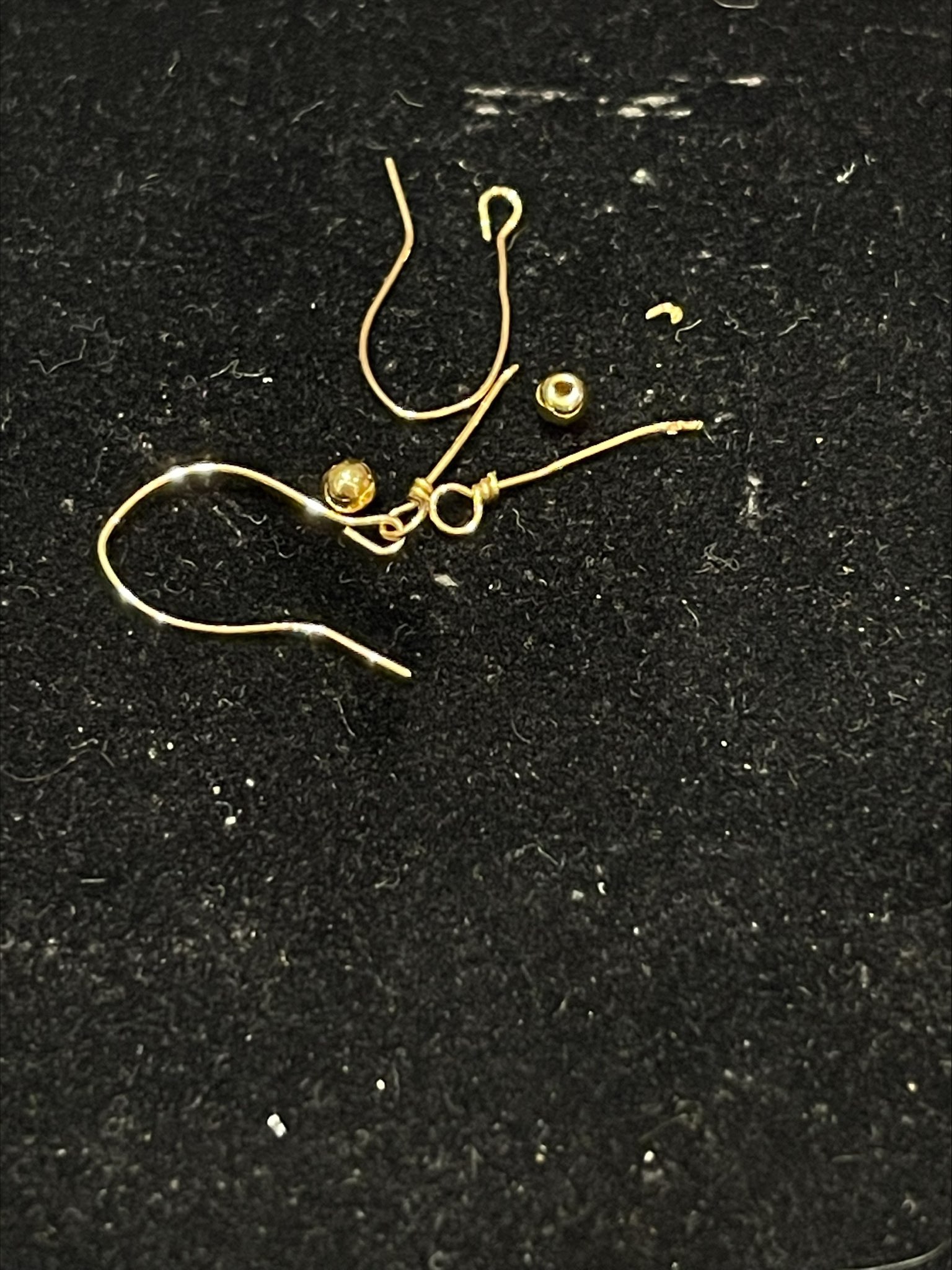 broken gold jewelry