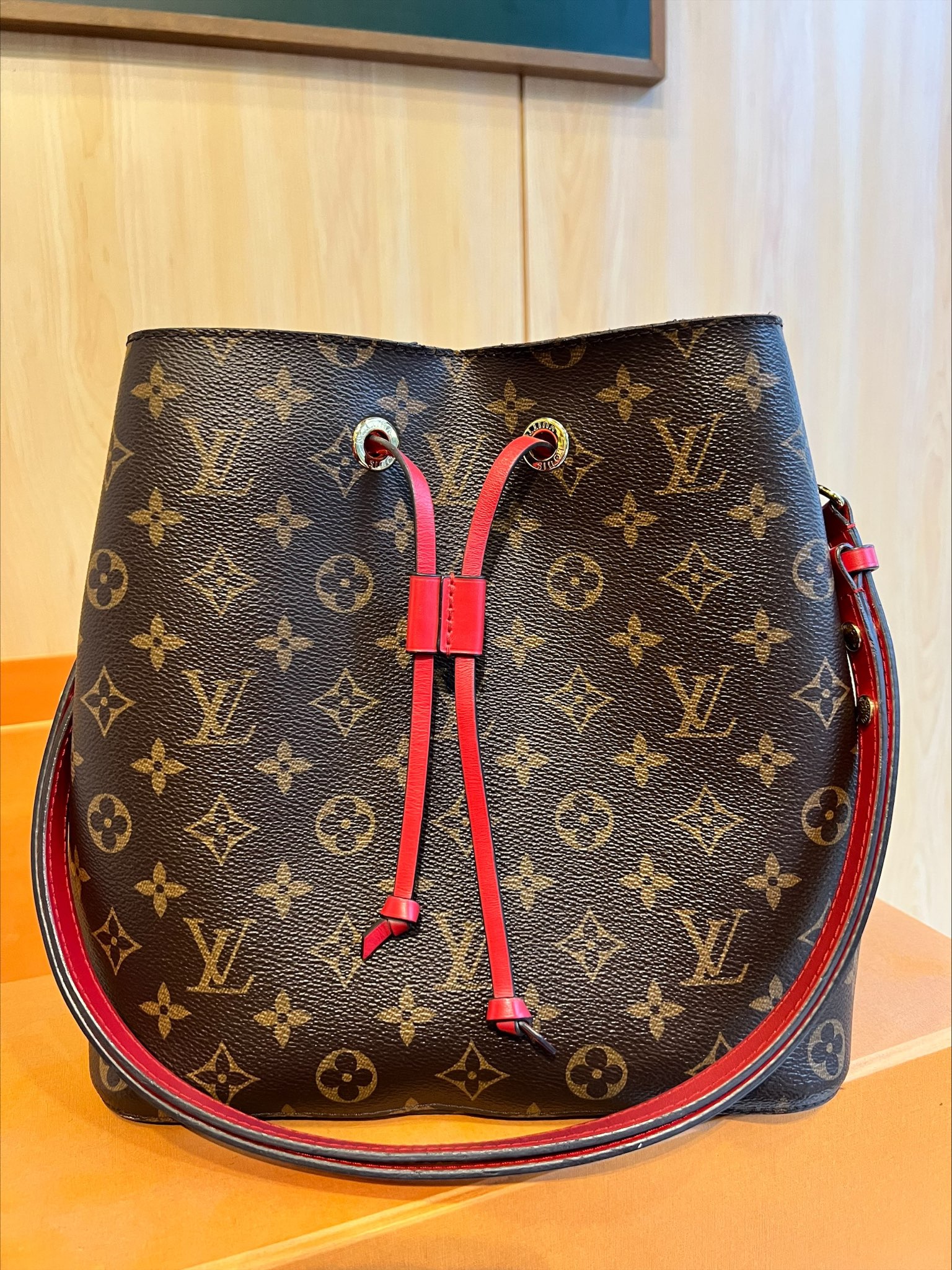 Louis Vuitton Monogram canvas Neonoe Bucket bag