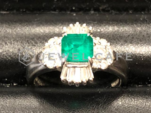 emerald ring