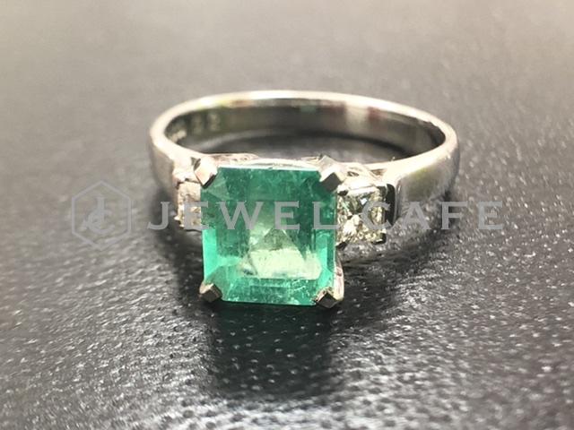 emerald ring