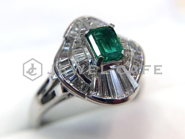 emerald ring