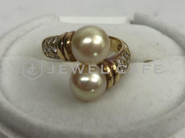 K18 white bead ring with melee diamond