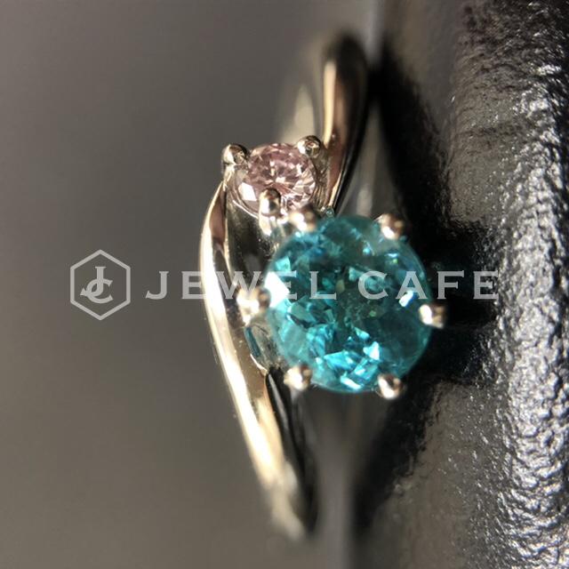 Pt900 paraiba tourmaline ring with melee diamond