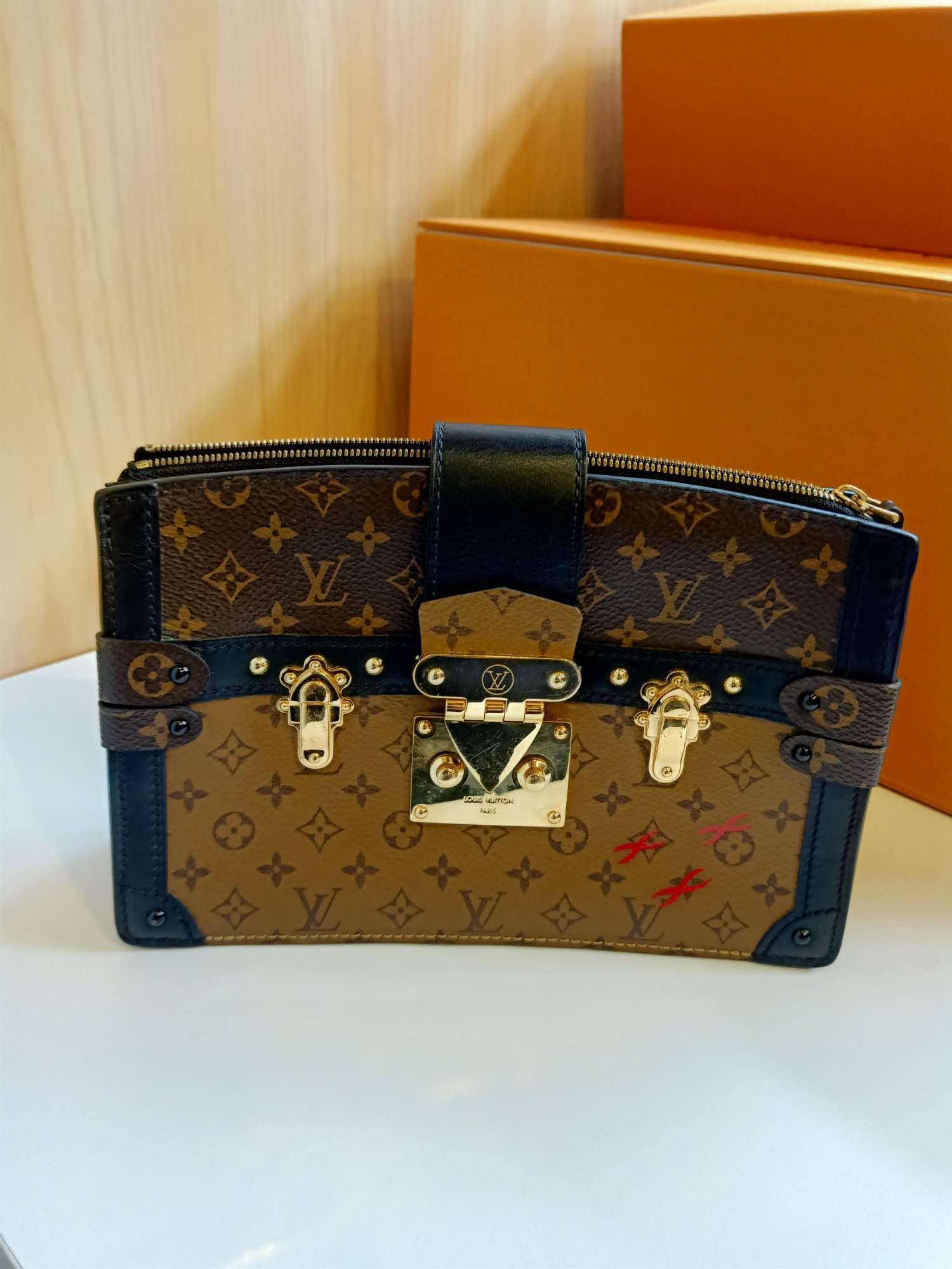 Louis Vuitton Monogram