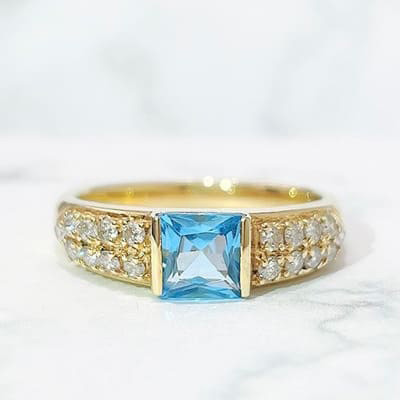 cincin Topaz 0.27ct K18YG