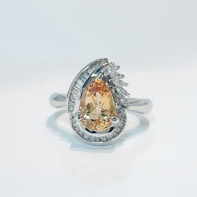 cincin Topaz 1.73ct Pt900