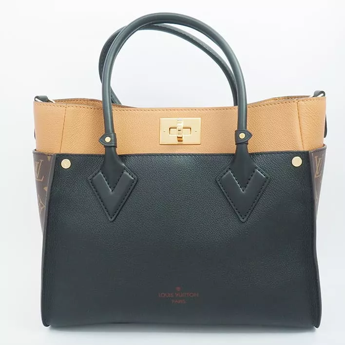 Louis Vuitton On My Side Monogram